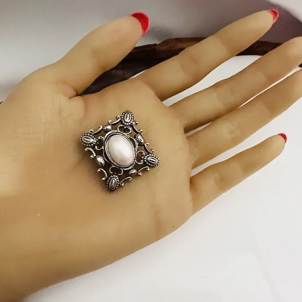 Vintage Brooch Art Nouveau Silver Tone Faux Pearl Ornate Art Unique Gothic 1337